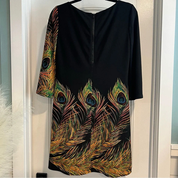 Muse Peacock Feather‎ Design Mini Dress. Size 6. - Picture 4 of 11